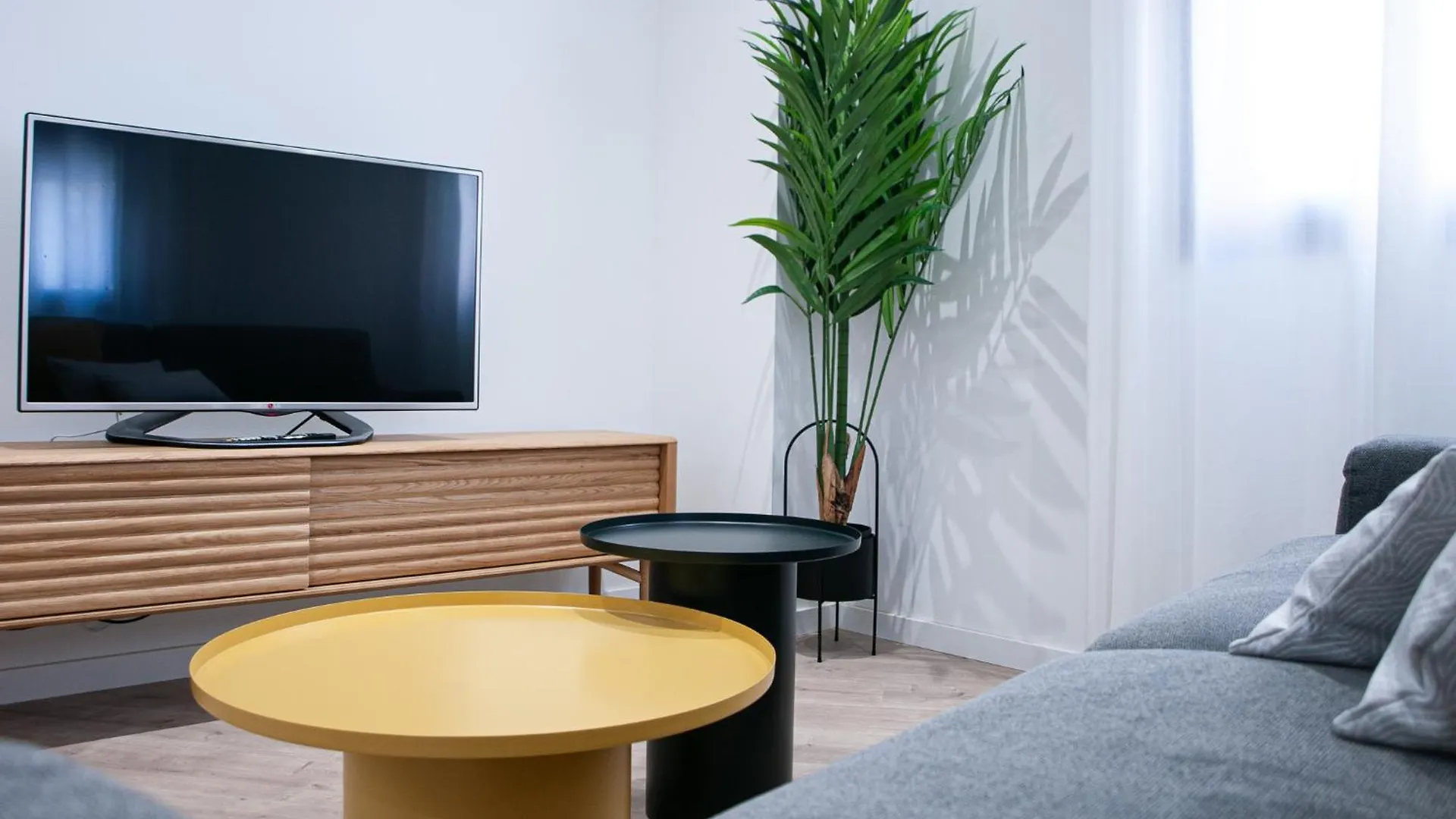 Apartment Livemalaga Postigos Suite & Parking